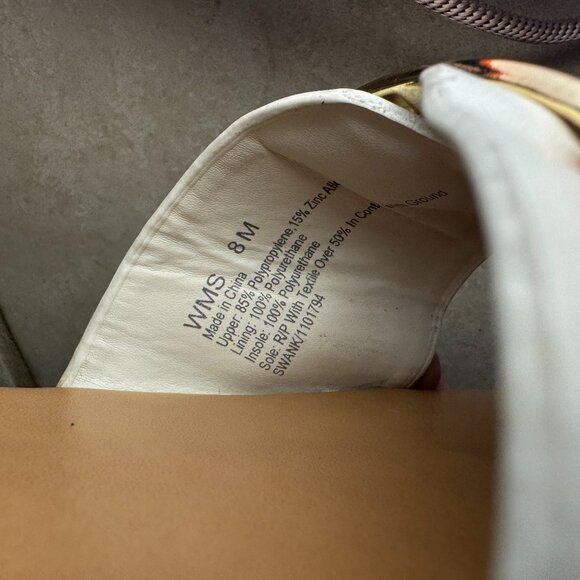 Aldo Women's White Open Toe Sandal w/Gold Buckle Ornament Size 8 - Picture 5 of 5